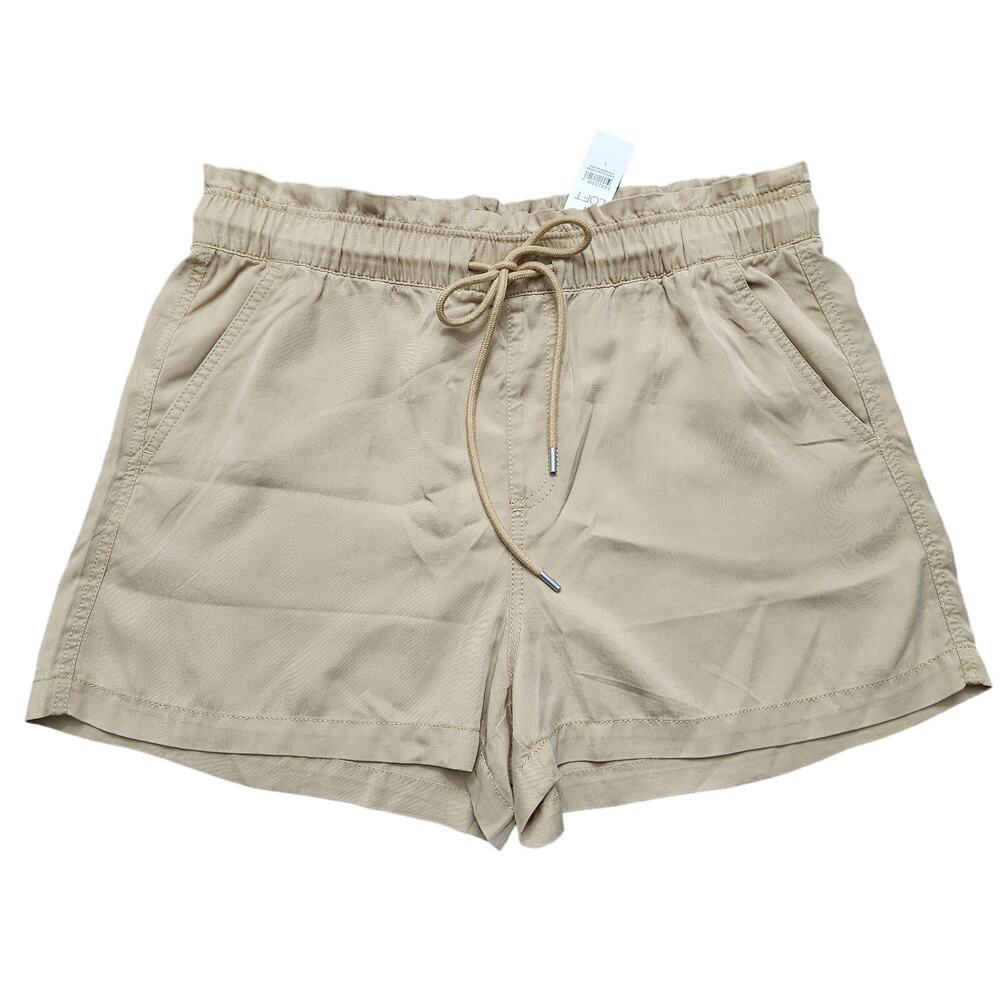 NWT Loft Paper Bag Waist Shorts Size Large